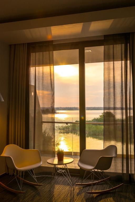Hotel On Plonge Junior Mamaia Bagian luar foto