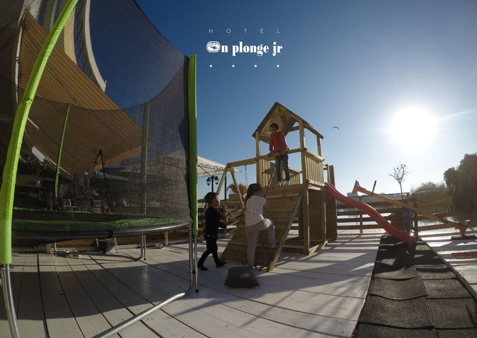Hotel On Plonge Junior Mamaia Bagian luar foto